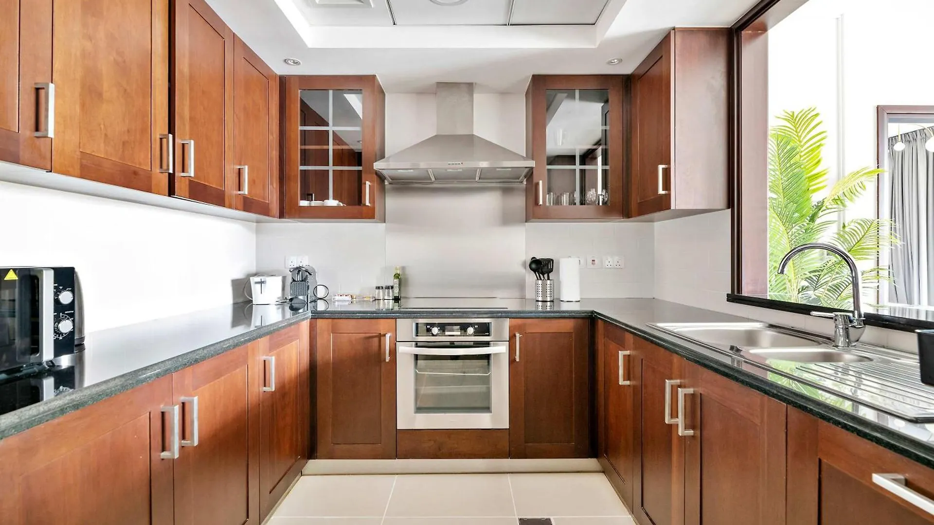 Silkhaus Chic 1Bdr With Patio Near Burj Khalifa Daire Dubai