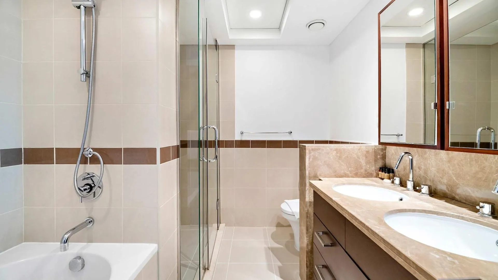 Silkhaus Chic 1Bdr With Patio Near Burj Khalifa Daire Dubai